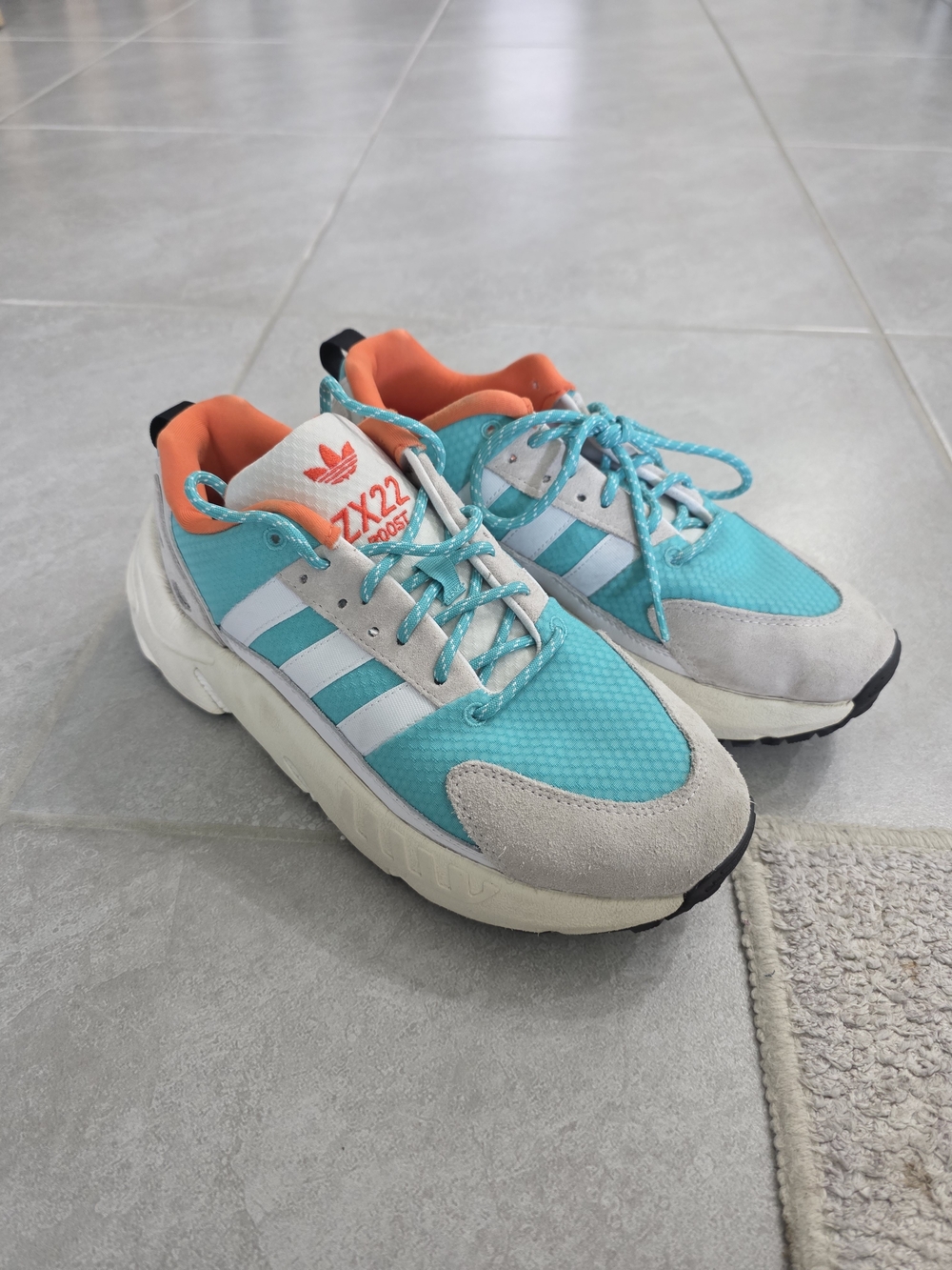 adidas Mens ZX22 Turquoise & Orange Athletic Sneakers